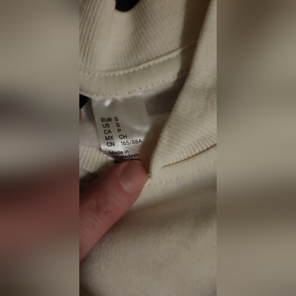 Soft sweatshirts with a printed design SML - Picture 5 of 5